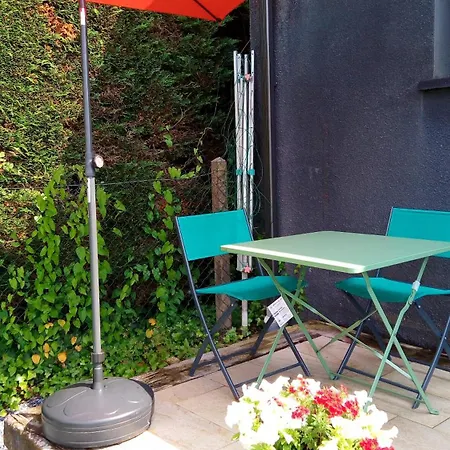Neuf Apartment